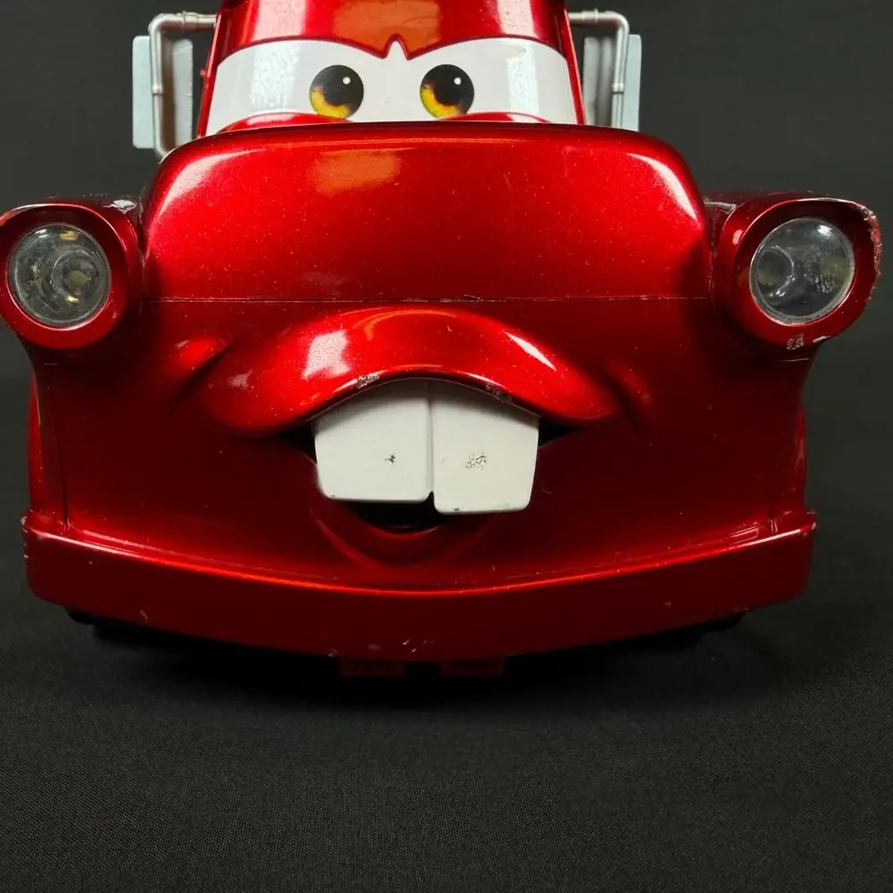 Ridemakerz Disney Cars Mater Fire Rescue Squad RC Car set w Box RARE